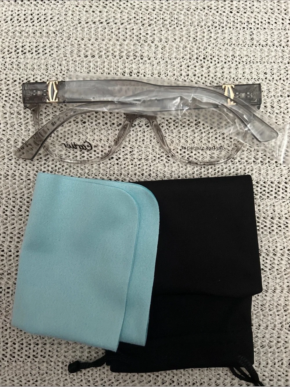 Transparent Glasses with Subtle Gold Accents- Fashion Size:53▪️16-143